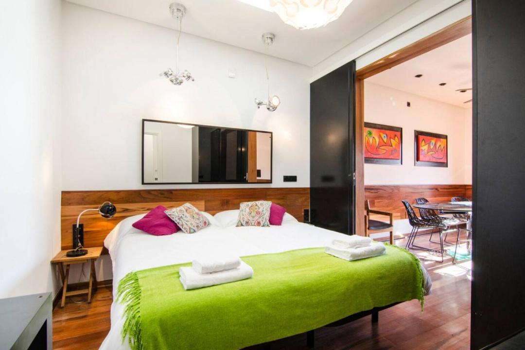 3Bedrooms 2Bathrooms Furnished - Lavapies - Bright Madrid Exteriör bild